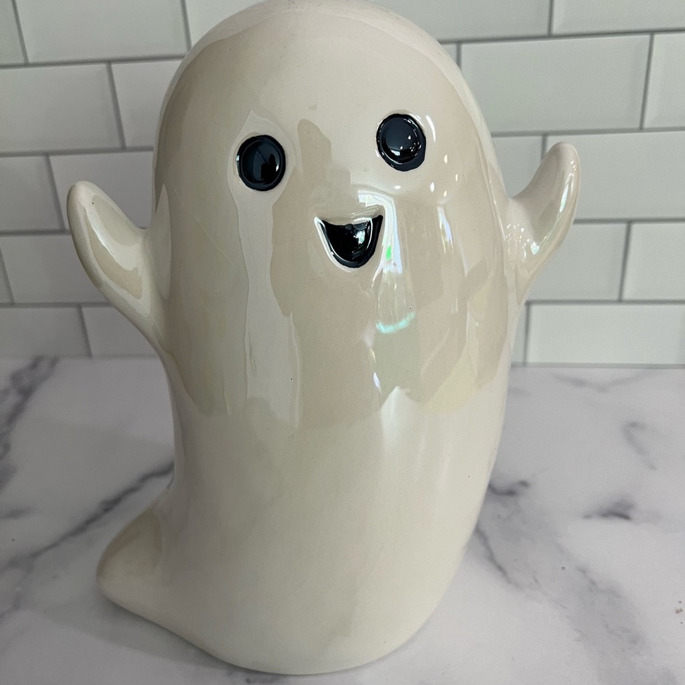 Cute ghost ceramic halloween decor